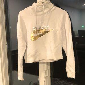White Nike hoodie with hood and silver lettering